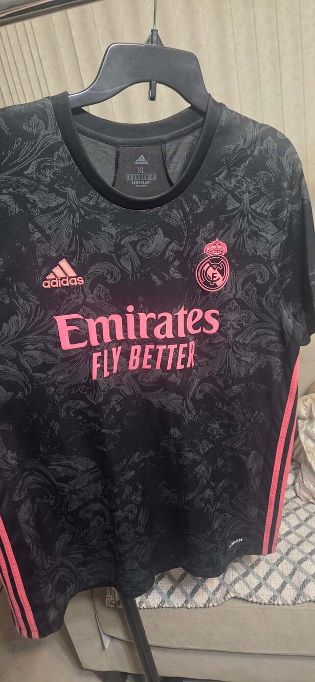 Adidas Real Madrid Jersey Size XL Black Pink Emirates Fly Better